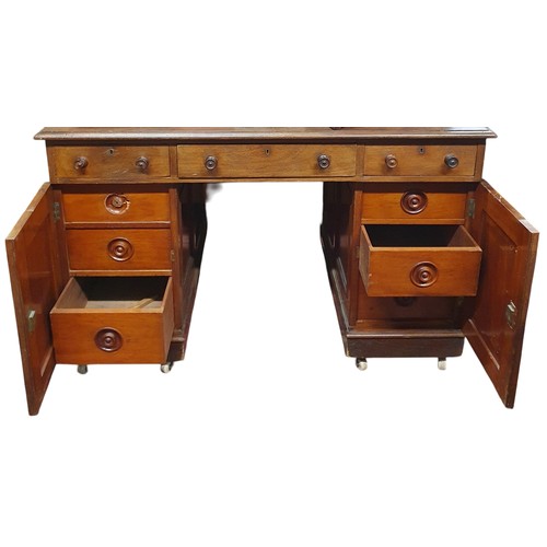 43 - A 19th Century Mahogany Pedestal Desk with triple frieze drawer and panel door base. W 122x 81 x H 7... 