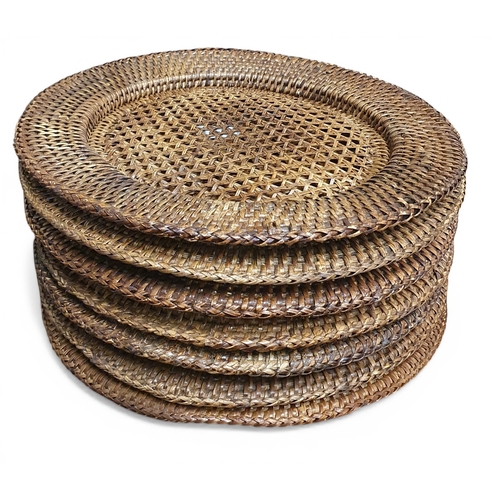 37 - A good set of Wicker Place Mats.
D 32 cm approx.