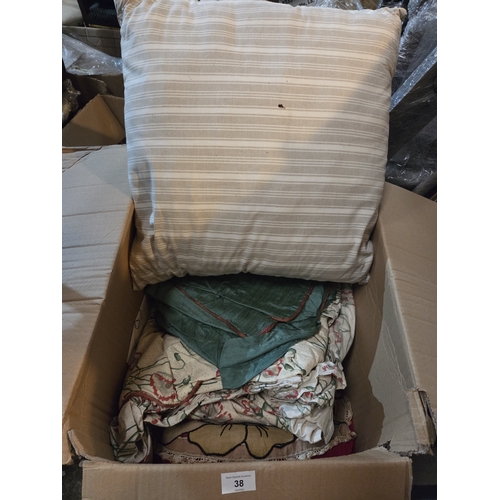 Lot 38        
