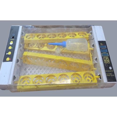765 - An Egg Incubator. PWOATO.
39 x 18 cm approx.
