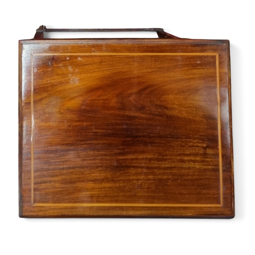17 - A lovely nest of three Edwardian Mahogany and Inlaid Tables. LB 41 x 29 x 62 cm approx.