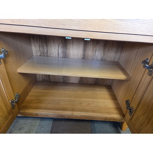 43 - A 20th Century modern Oak Side Cabinet of narrow proportions. W 165 x D 43 x H 87 cm approx.