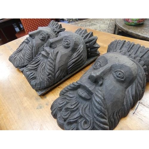 458 - A set of three Victorian oak carved Masks, depicting bearded and crowned men, approximately length 1... 