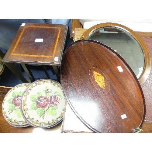 33 - An Edwardian inlaid mahogany two-handled oval Tray, together with an Edwardian inlaid mahogany plant... 