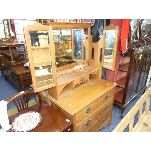 85 - A 20thC oak Dressing Chest, with large mirror, width 36in x height 66in x depth 18in, (91cm x 168cm ... 