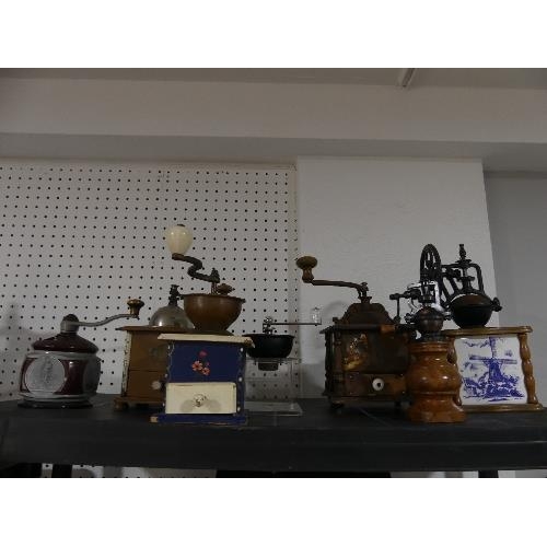 666 - A collection of Vintage and Retro Coffee Grinders, (approx 18)