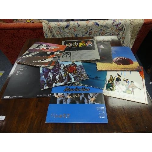 686 - Vinyl Records; A collection of mostly original Rock LP's, including Thun Lizzie 'Jailbreak' on Verti... 