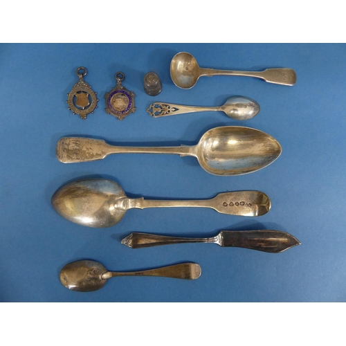 66 - A pair of silver Dessert Spoons, hallmarked London, 1846, fiddle pattern with initials, together wit... 