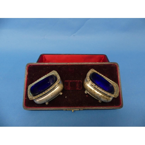 92 - A pair of Edwardian silver Open Salts, hallmarked Birmingham, 1909, of rounded rectangular form on b... 