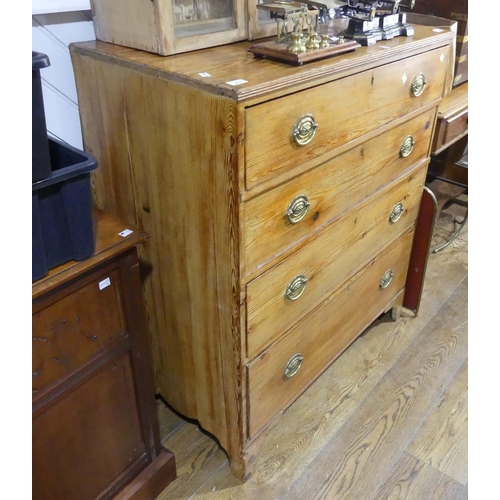 610 - An antique pine Chest of Drawers, the four long drawers graduating in size raised on bracket feet, 3... 