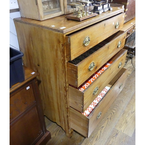 610 - An antique pine Chest of Drawers, the four long drawers graduating in size raised on bracket feet, 3... 