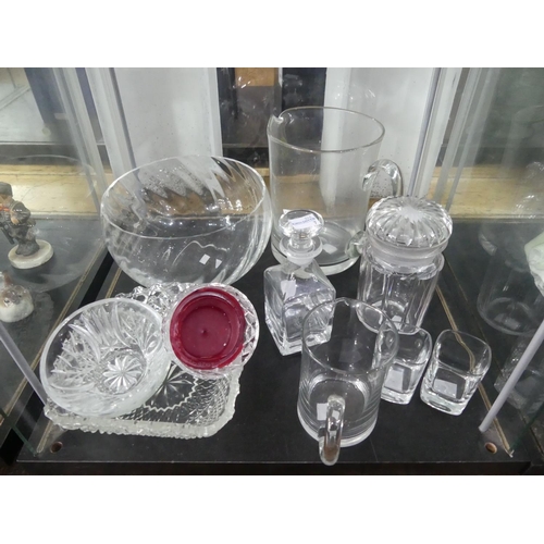 114 - A quantity of various Glassware, including Dartington Crystal decanter, fruit bowl and three dishes,... 