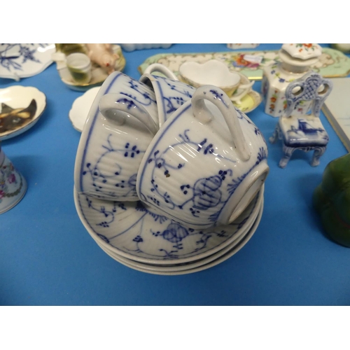 79 - A quantity of Continental Porcelain, including small Viennese dish, a small Meissen 'Onion Pattern' ... 