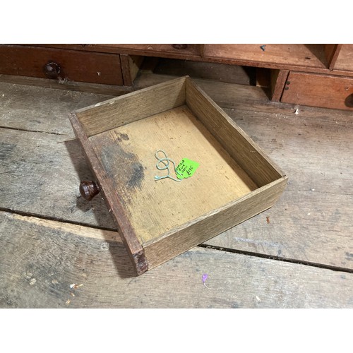 340 - A 19thC oak Clerk's Desk, with fitted interior, raised on turned legs, W 79cm x D 61cm x H 91cm.... 