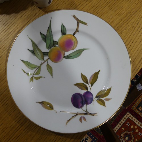 98 - A Royal Worcester 'Evesham' pattern part Dinner Service, to include Dinner Plates, Dessert Plates, S... 