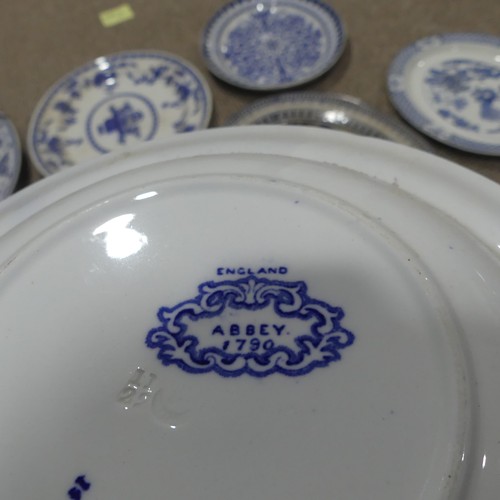 160 - A large quantity of antique Meat Plates, decorated in the blue and white palette, to include Minton ... 