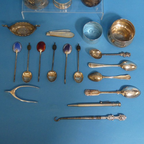 86 - A quantity of mixed Silver Items, including a small Victorian tea caddy, hallmarked Sheffield, 1892,... 