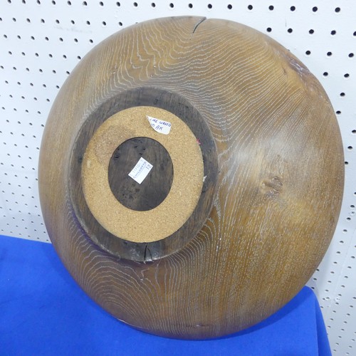 617 - A contemporary craft hand-turned mulberry wood Bowl, by Stuart McNaughton, 26cm diameter x H14cm, to... 