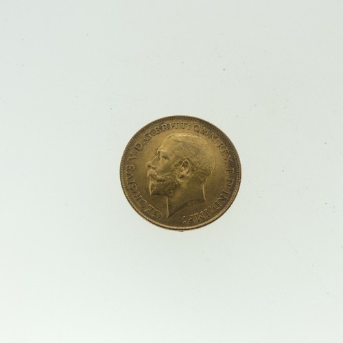 100 - A George V gold Half Sovereign, dated 1913.