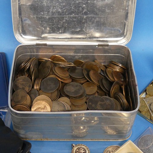 105 - A mixed quantity of 19th and 20thC Coins, mostly loose in tins and purses, some presentation packs e... 