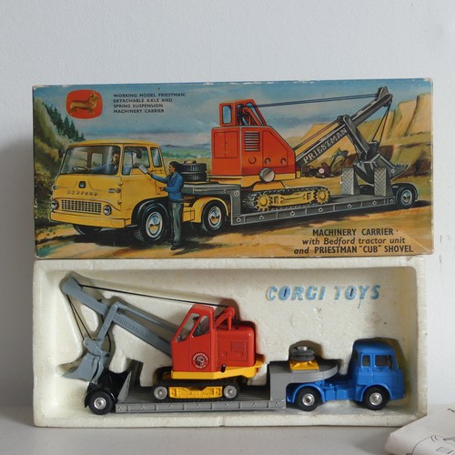 169 - A Corgi boxed gift set no 27 Machine Carrier,  Bedford Tractor unit with Priestman 'Cub' shovel in o... 