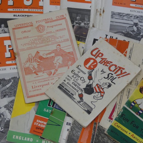 156 - Football Programmes / 