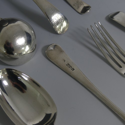 404 - A George V silver Old English pattern part Flatware Service, by Josiah Williams & Co., hallmarke... 