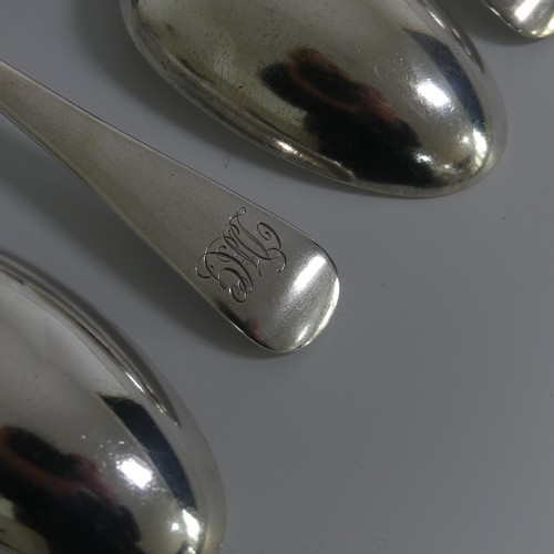 404 - A George V silver Old English pattern part Flatware Service, by Josiah Williams & Co., hallmarke... 