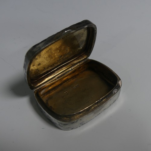 356 - A Continental silver and enamel Pill Box, with London import marks for 1928, the hinged cover with g... 