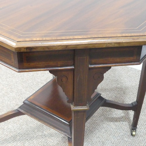 299 - An Edwardian mahogany octagonal Centre Table, with ebony and boxwood stringing and square under tier... 