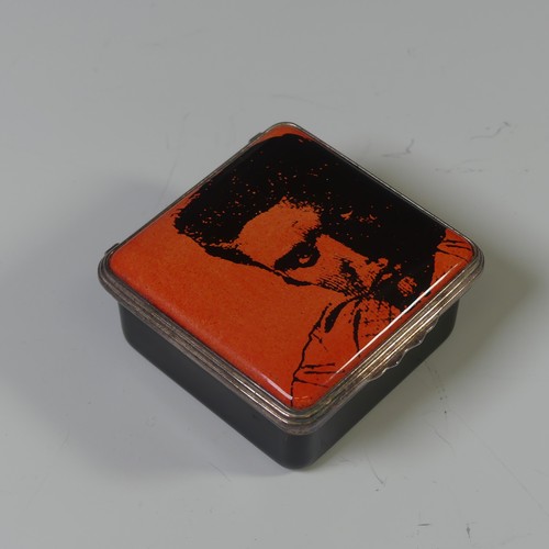 96 - A limited edition Halcyon Days enamel Box, depicting Warhol's 'Red Elvis 1962', 60/500, boxed with c... 