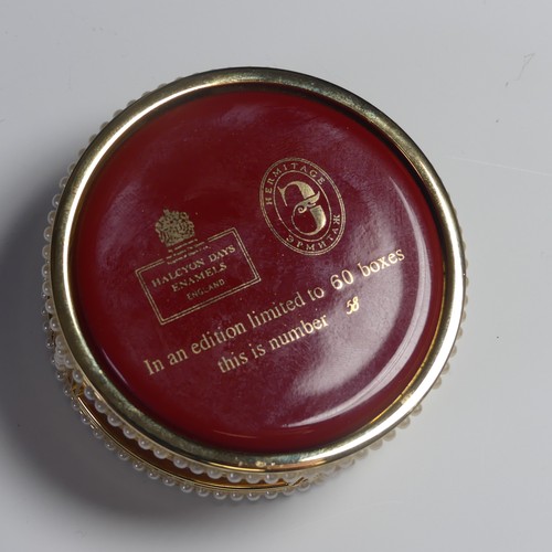 101 - A limited edition Halcyon Days enamel Box, commemorating the Tercentenary of St Petersburg, 3/60, bo... 