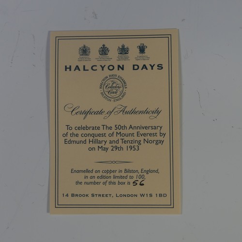 101 - A limited edition Halcyon Days enamel Box, commemorating the Tercentenary of St Petersburg, 3/60, bo... 