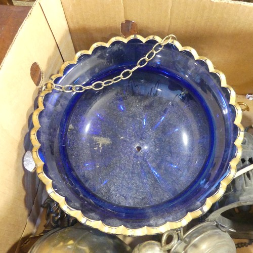 399 - A quantity of vintage ceiling lights, to include a blue glass Bohemian style pendant shade with gilt... 