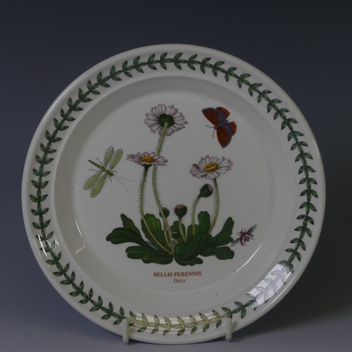 83 - A Portmeirion 'Botanic Garden' pattern part Tea and Dinner Service, comprising Jugs, Tureens, Cups a... 