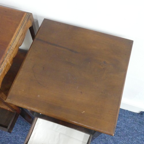 319 - A 19thC mahogany bedside Washstand, with square top above a middle drawer and under tier, on square ... 