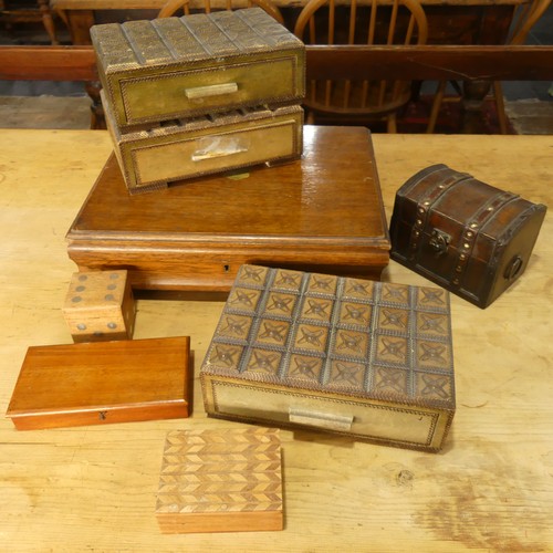 385 - A quantity of wooden Boxes, to include three matching boxes with geometric design, together with var... 