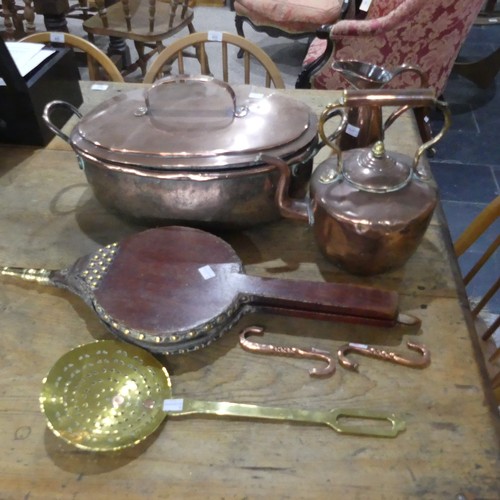 452 - A small quantity of antique Copper Wares, to include a Fish Kettle, Tea Kettle, Jug, two Hooks, Bell... 