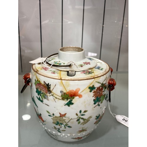 86 - An antique Chinese famille rose Tea Pot, decorated in floral enamels, together with a Chinese famill... 