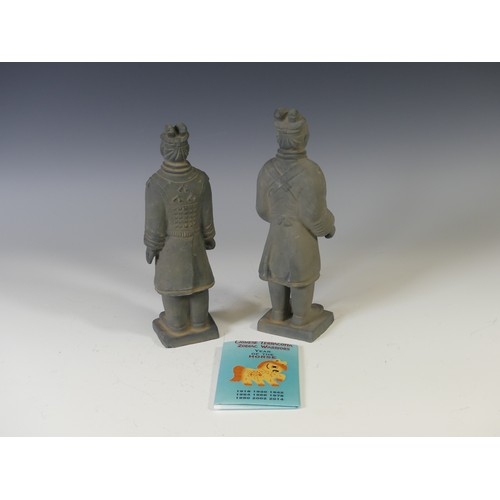 39 - A pair of reproduction Terracotta Army figures, H 22cm, cased, with certificates (2)... 