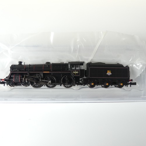 194 - A Graham Farish by Bachmann N gauge 372-727 BR Standard Class 'Camelot' 5MT 73082 tender locomotive,... 