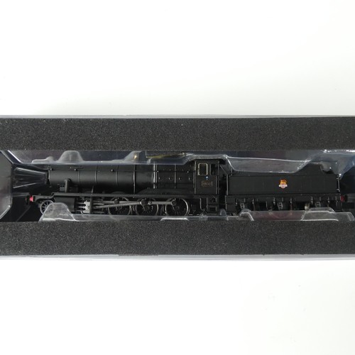 200 - A Dapol N gauge 2S-009-003 2884 Class 2-8-0 Steam locomotive, 3832, BR unlined black with early tend... 