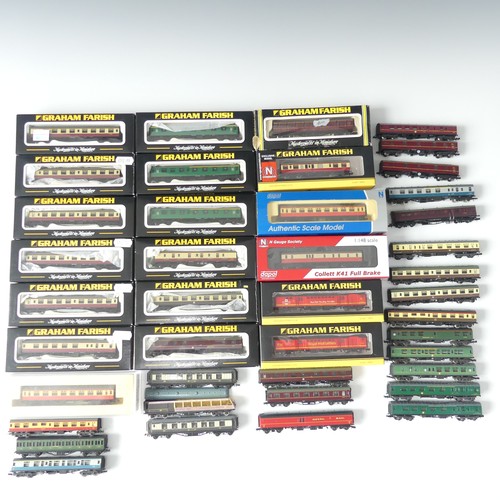 204 - Graham Farish by Bachmann: a collection of sixteen boxed N gauge model railway coaches, including Mk... 