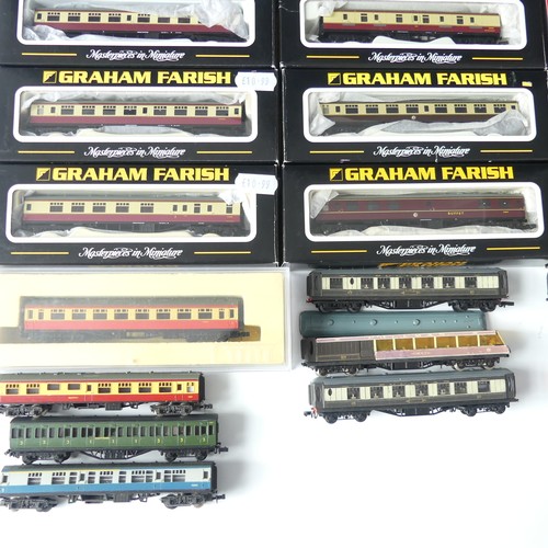 204 - Graham Farish by Bachmann: a collection of sixteen boxed N gauge model railway coaches, including Mk... 