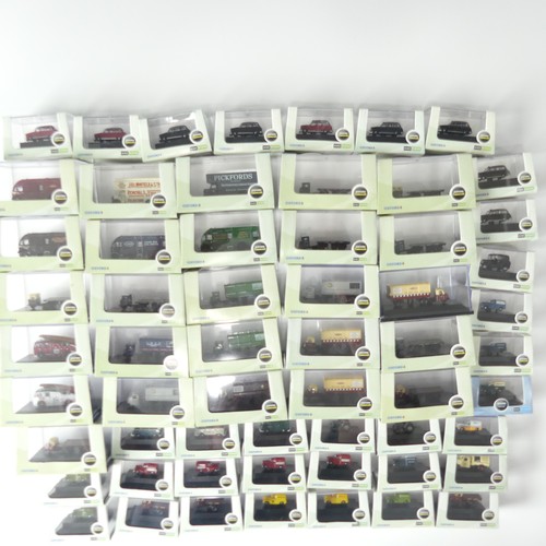 207 - Oxford N gauge die cast model vehicles, fifty-nine boxed model commercial vehicles, including Mechan... 