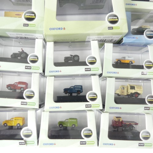 207 - Oxford N gauge die cast model vehicles, fifty-nine boxed model commercial vehicles, including Mechan... 