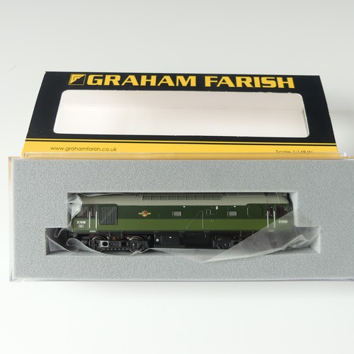 209 - A Graham Farish by Bachmann N gauge 371-078 Class 25/2 Diesel D7549 locomotive, BR two tone green, l... 