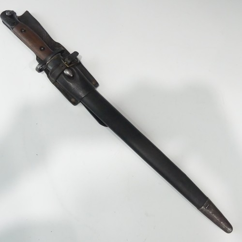 417 - A 1907 SMLE Bayonet, dated and marked Wilkinson Pall Mal with steel mounted leather Scabbard and Fro... 