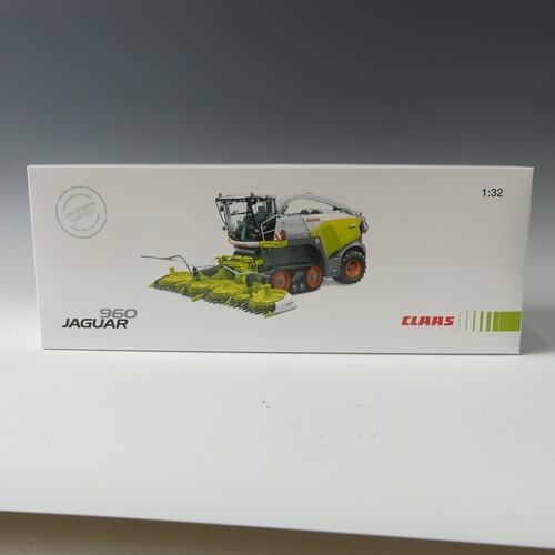 221 - A Marge Models CLAAS Jaguar 960 Terrain Track, Forage Harvester, 1:32 Scale Limited edition, model i... 