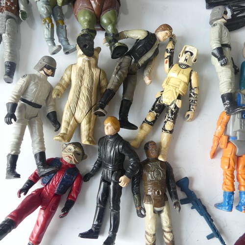 228 - A collection of mixed Star Wars Figures, approximately 40 in total from late 1970's/early 1980's) pl... 